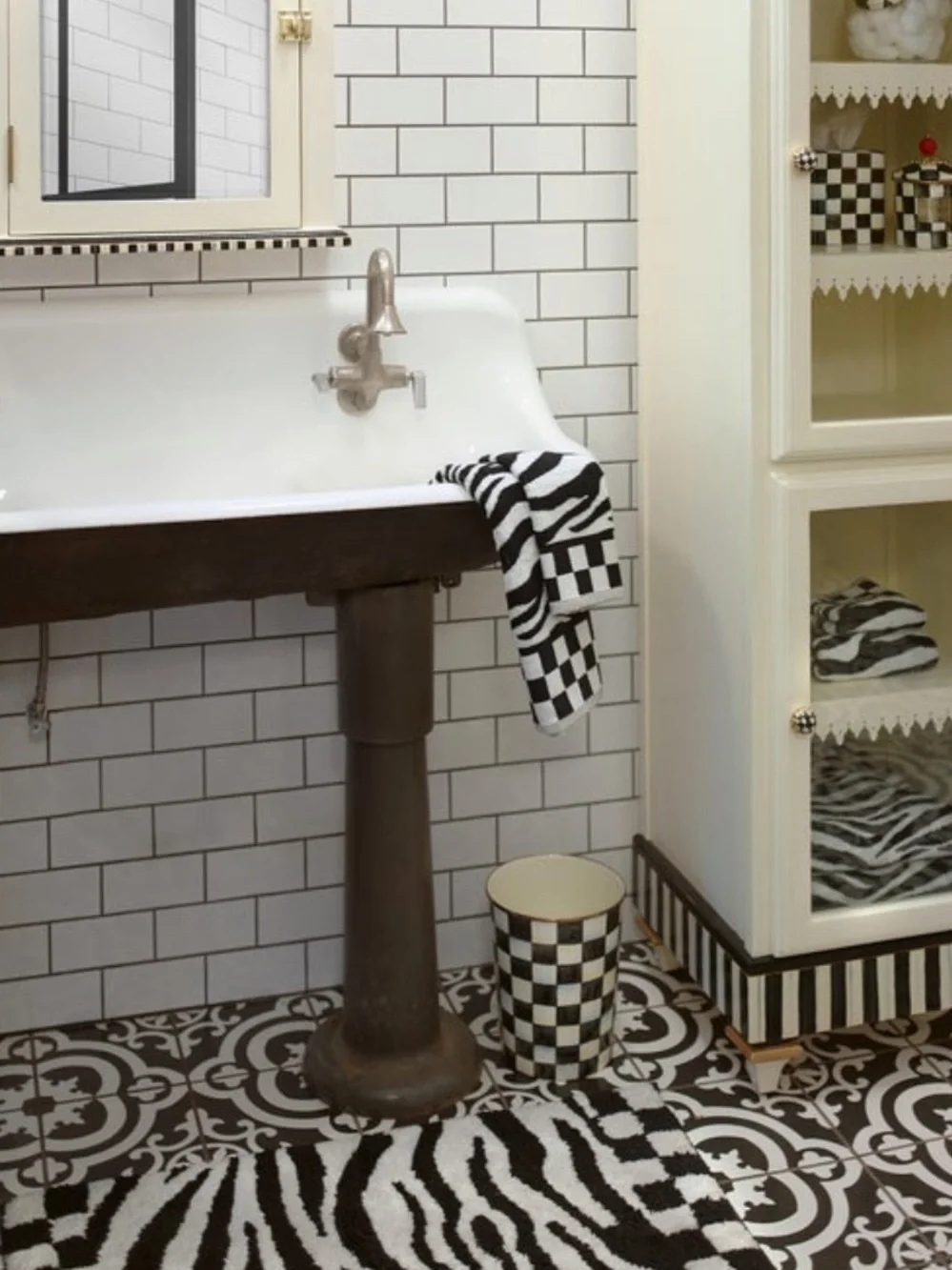 MacKenzie-Childs Courtly Check Waste Bin - Black and White